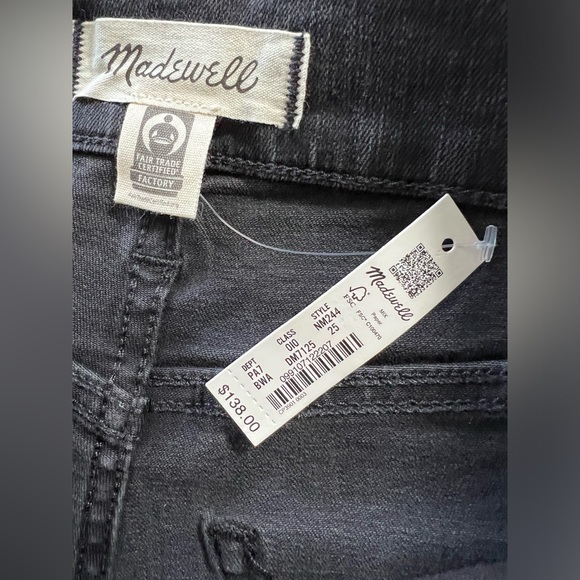 NWT Madewell Kick Out Crop Jeans in Beckley Wash - Size 25 - Black - Picture 9 of 10